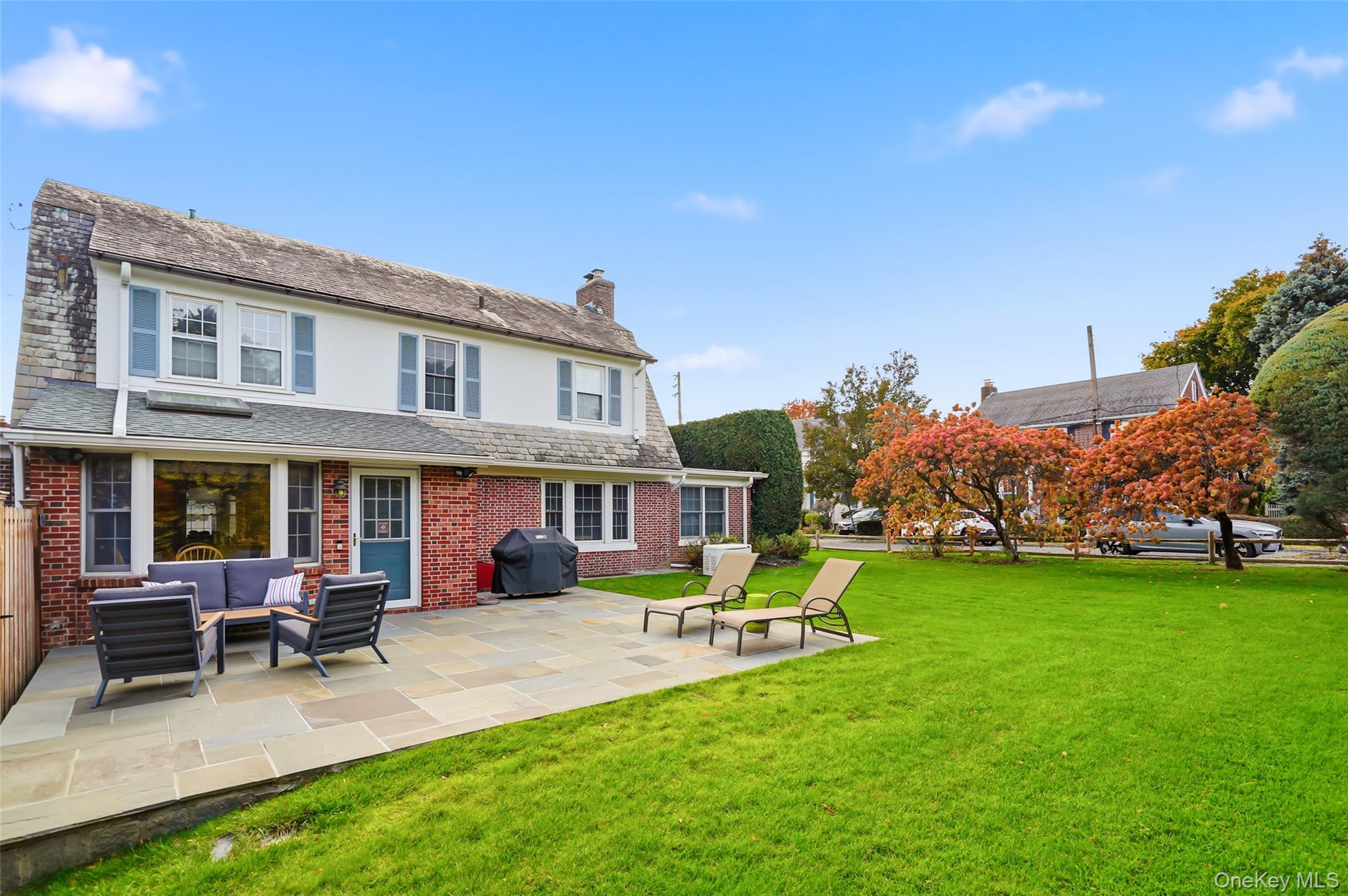 #4 photo, 17 Emerson Place, Harrison , NY 10528