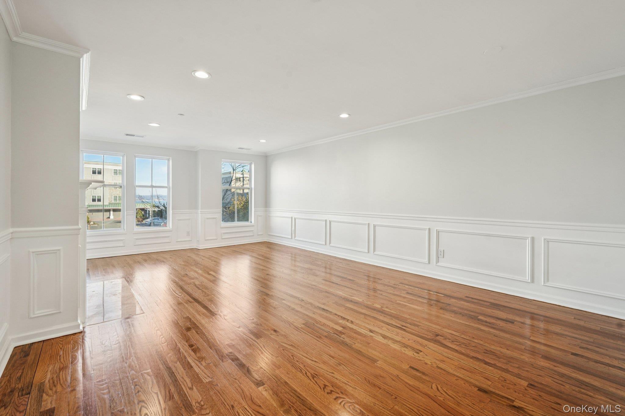 #11 photo, 5 Bridge Lane, Haverstraw , NY 10927