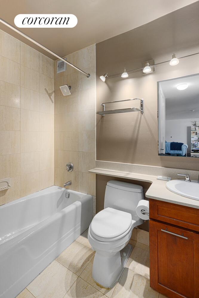 #12 photo, 250 S END Avenue, Battery Park City , NY 10280