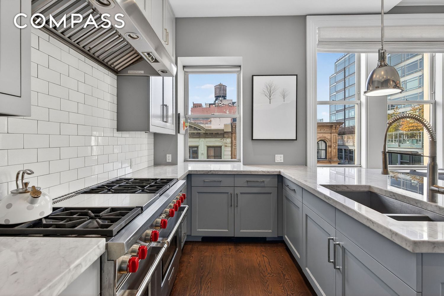 #18 photo, 123 Grand Street, SoHo , NY 10013