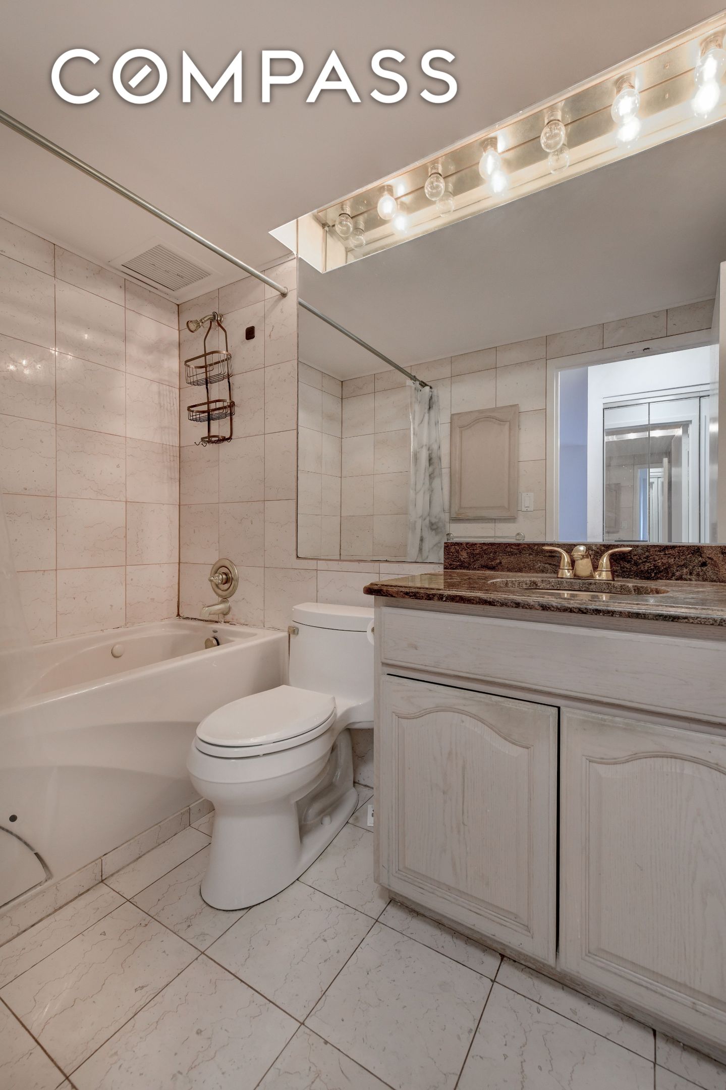 #4 photo, 400 E 70th Street, מנהטן Lenox Hill , NY 10021