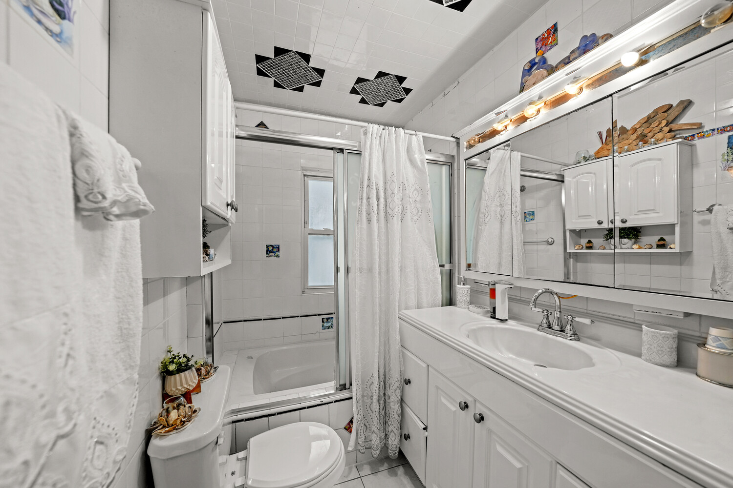 #10 photo, 1647 E 49TH Street, 브루클린 Flatlands , NY 11234