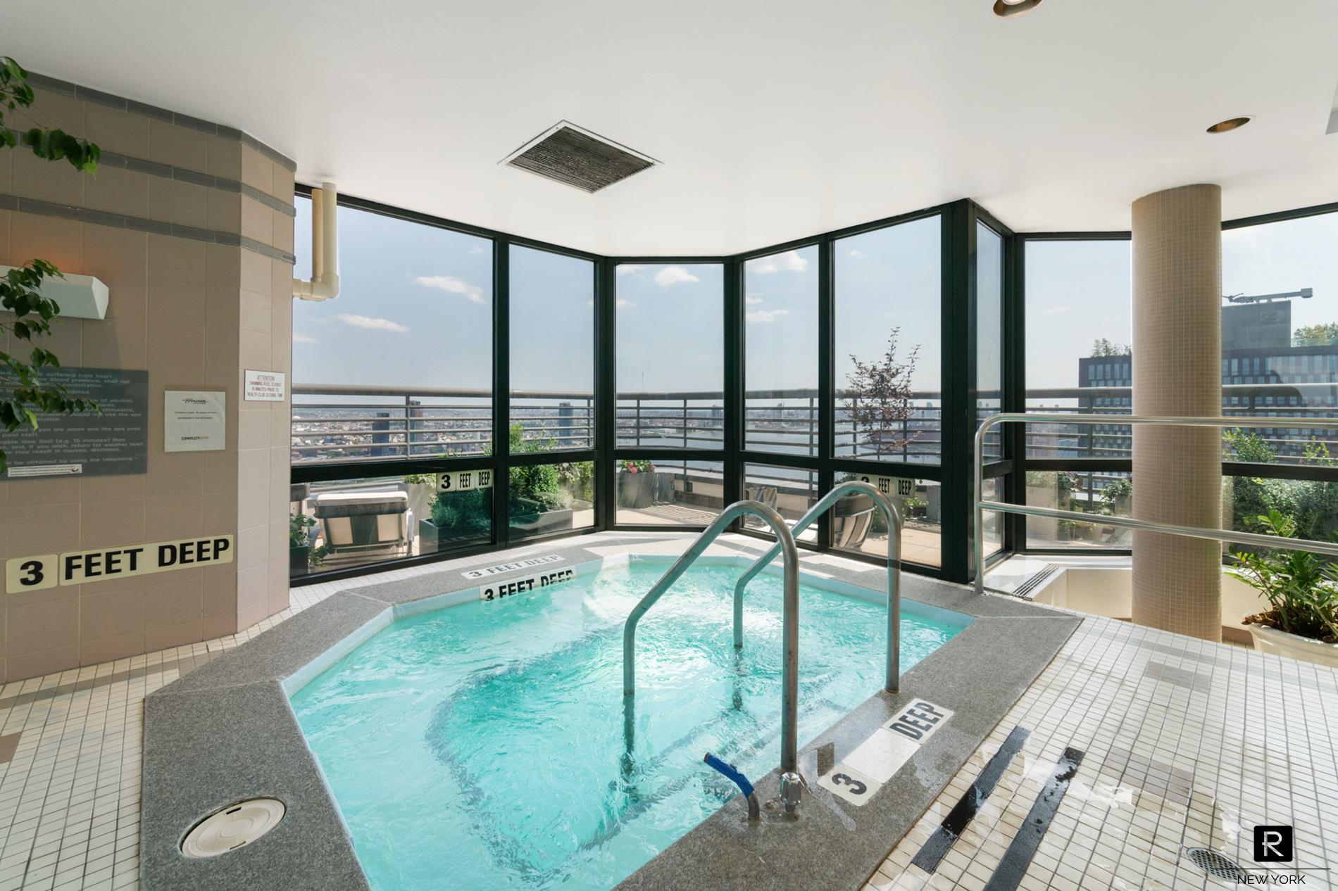 #20 photo, 415 E 37th Street, Murray Hill , NY 10016