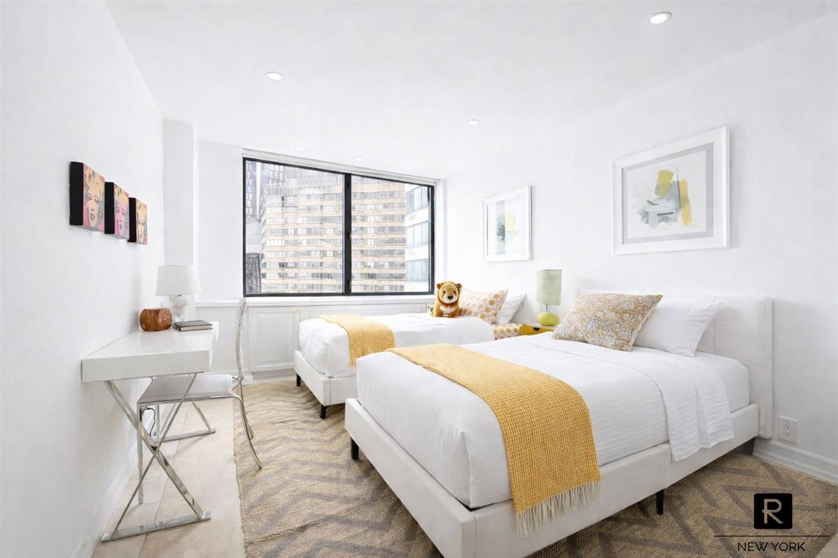 #9 photo, 415 E 37th Street, Murray Hill , NY 10016