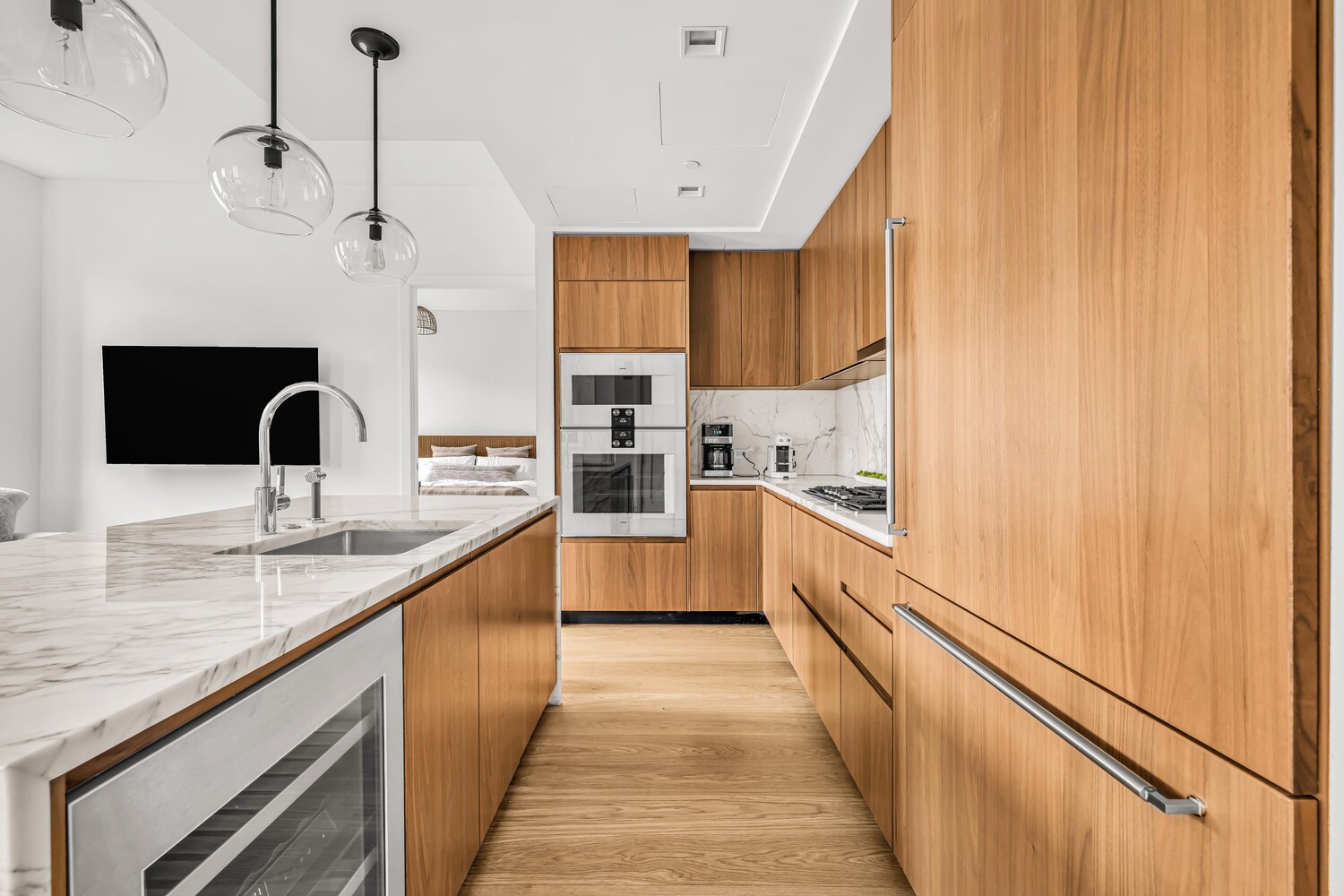 #4 photo, 242 BROOME Street, מנהטן Lower East Side , NY 10002