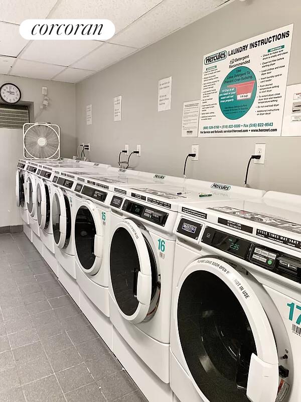 #9 photo, 23 E 10TH Street, 맨해튼 Greenwich Village , NY 10003