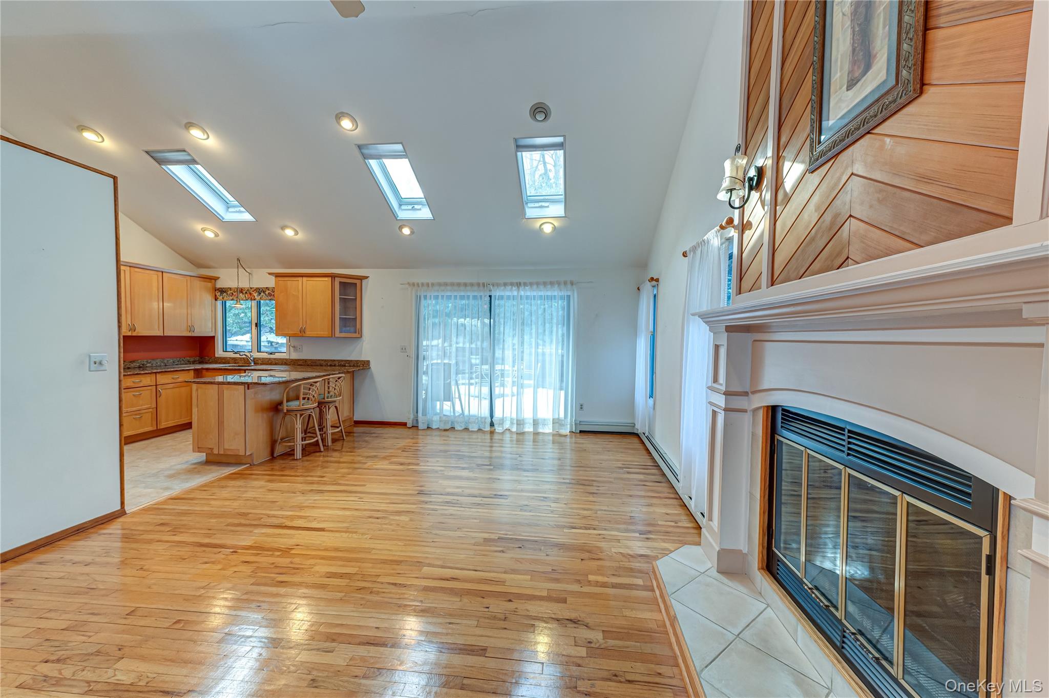 #9 photo, 146 Crystal Brook Hollow Road, Саффолк ‖ Port Jefferson , NY 11777