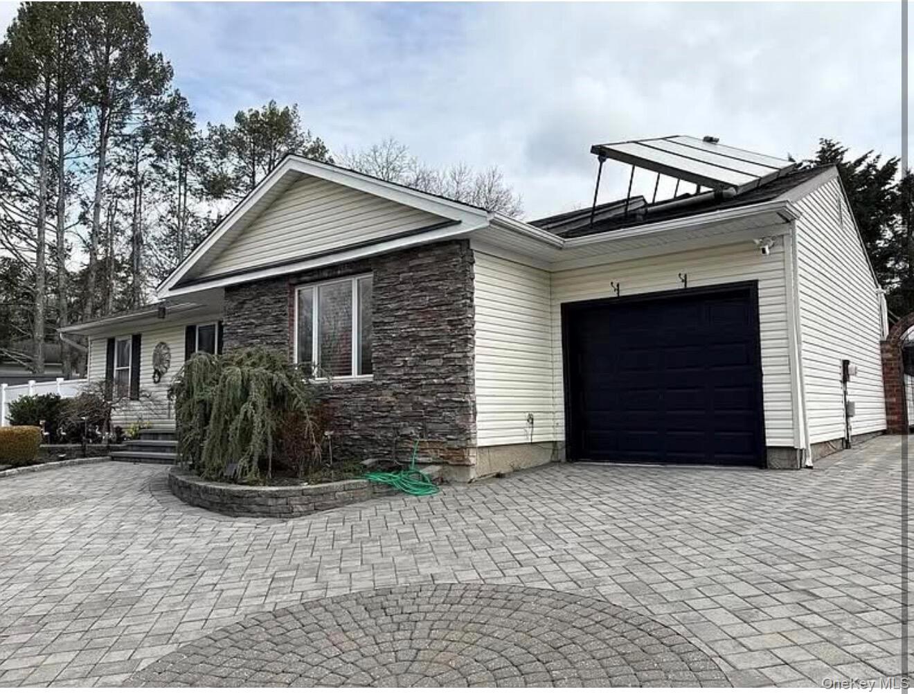 #2 photo, 143 N Summit Avenue, 롱 아일랜드 Patchogue , NY 11772