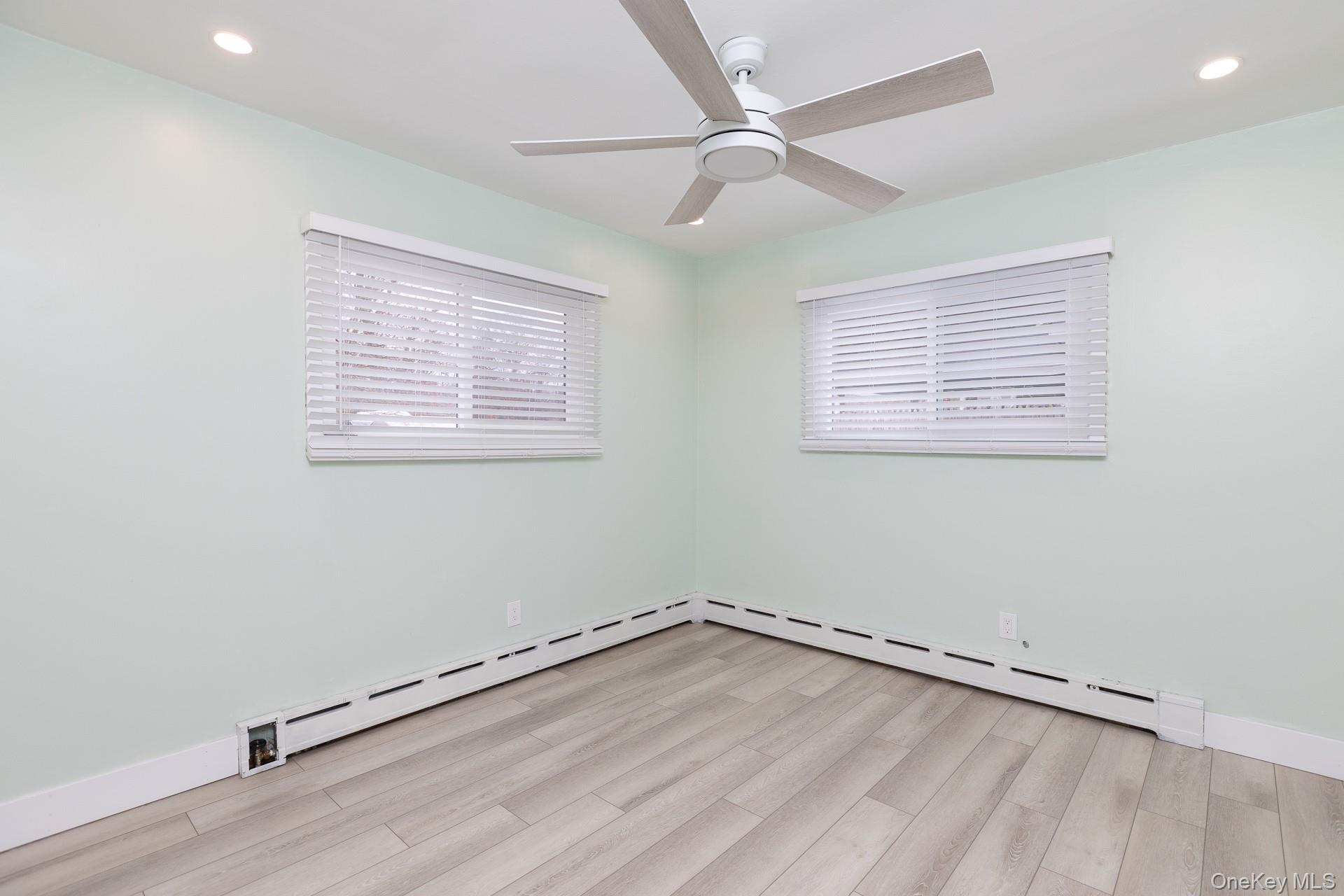 #10 photo, 117 Fulton Avenue, Саффолк ‖ Mastic , NY 11950