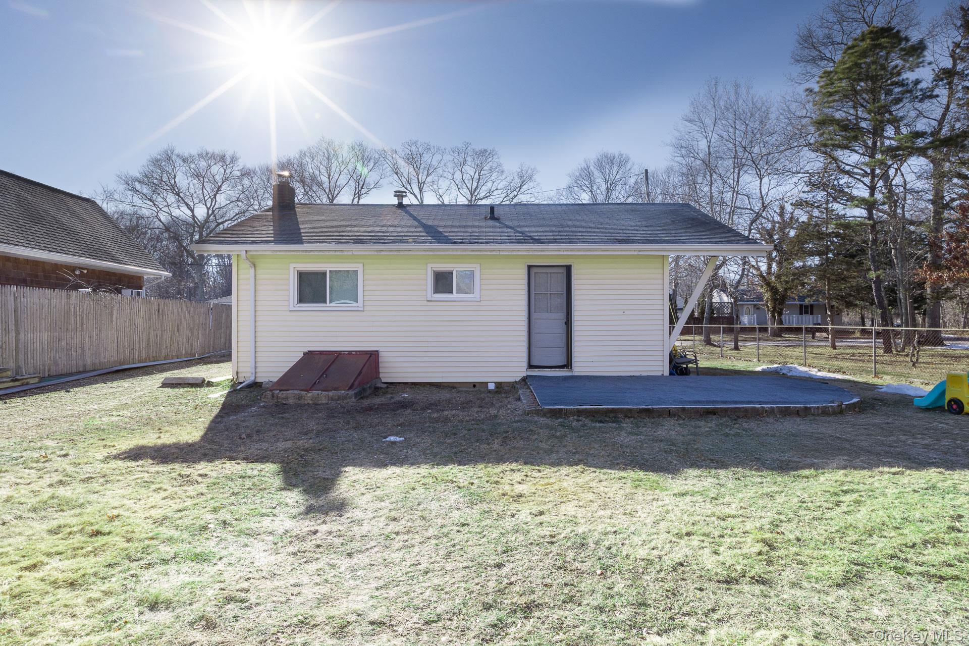 #15 photo, 117 Fulton Avenue, Mastic , NY 11950