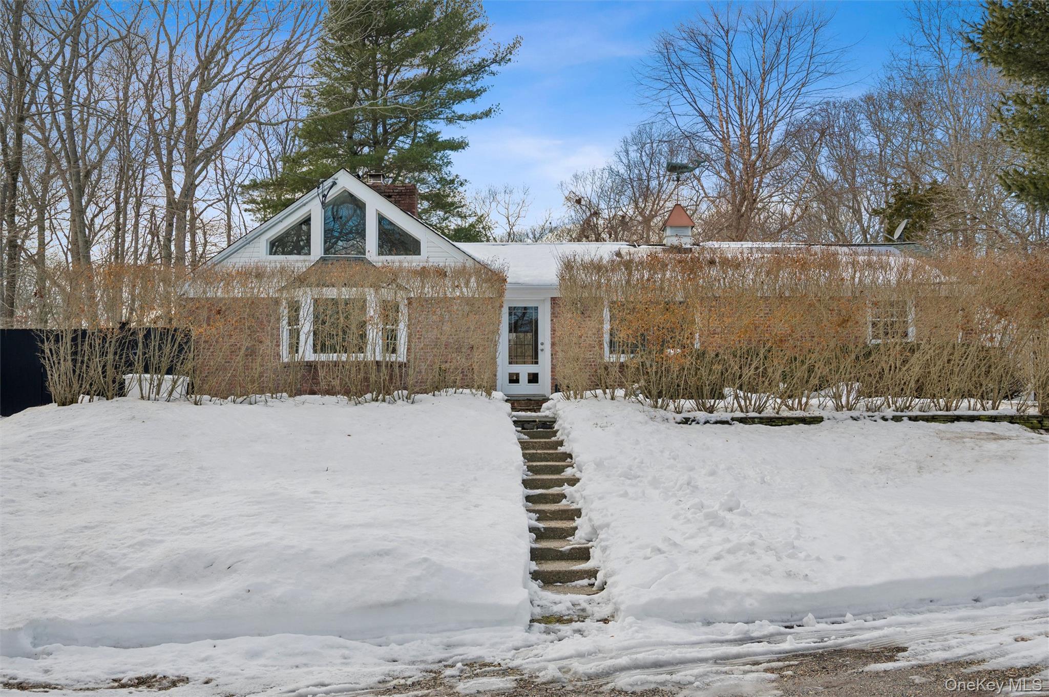 #1 photo, 29 Squiretown Road, Саффолк ‖ Hampton Bays , NY 11946