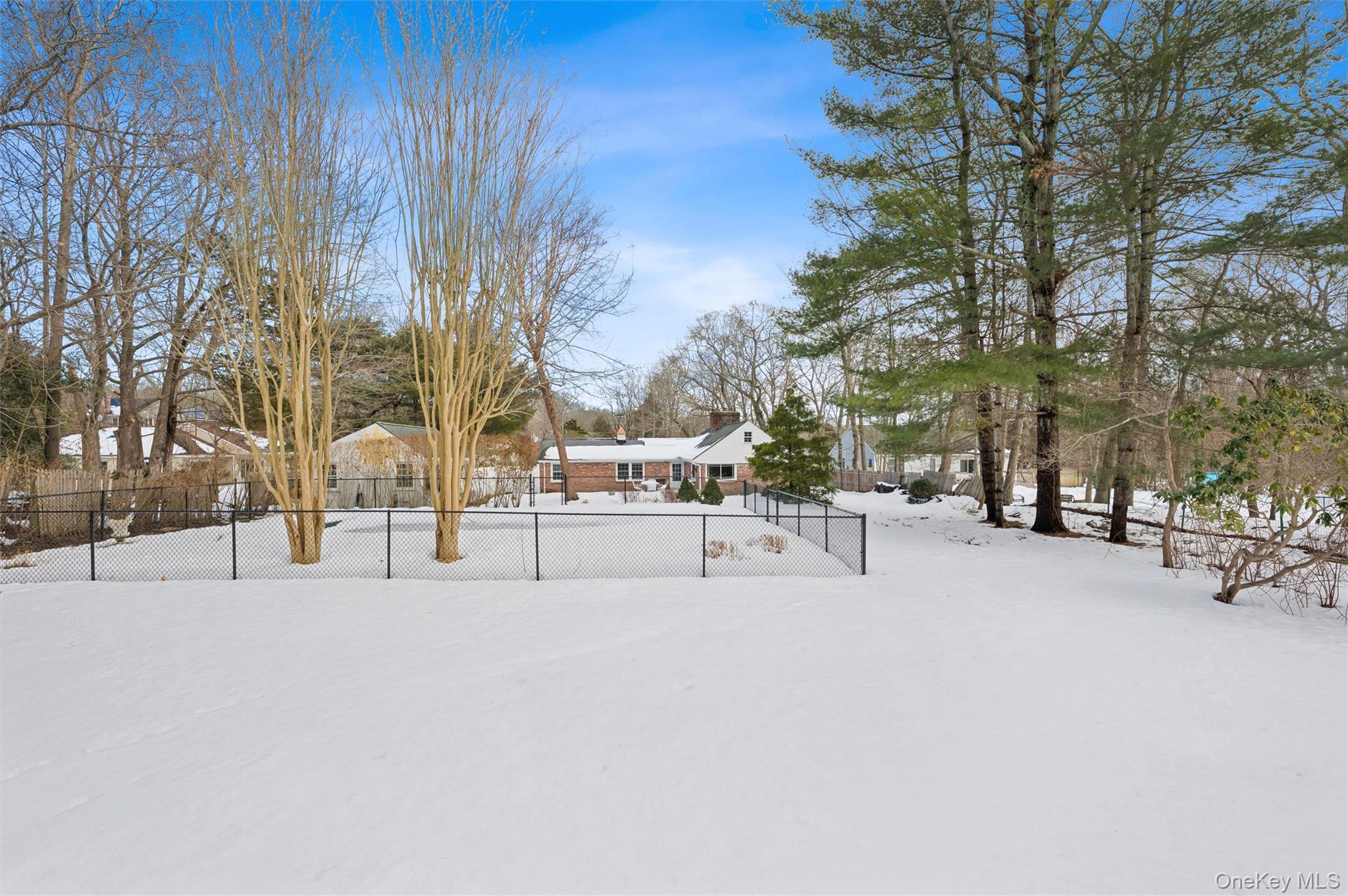 #19 photo, 29 Squiretown Road, Саффолк ‖ Hampton Bays , NY 11946