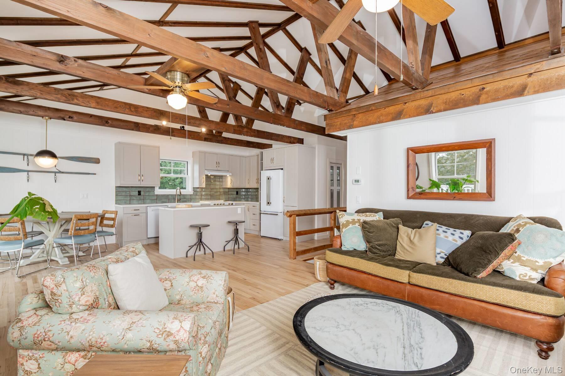 #7 photo, 9 Helens Lane, Southampton , NY 11968