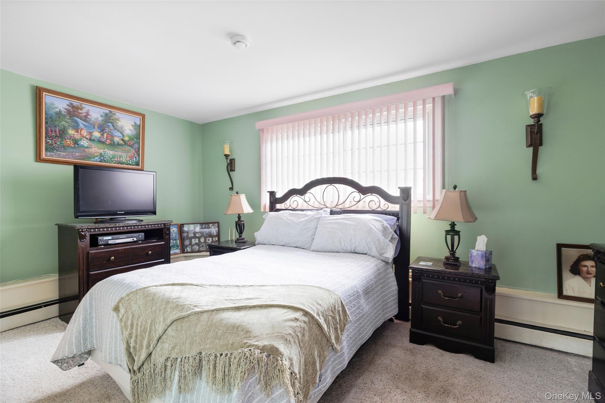 #19 photo, 830 N Broome Avenue, Саффолк ‖ Lindenhurst , NY 11757