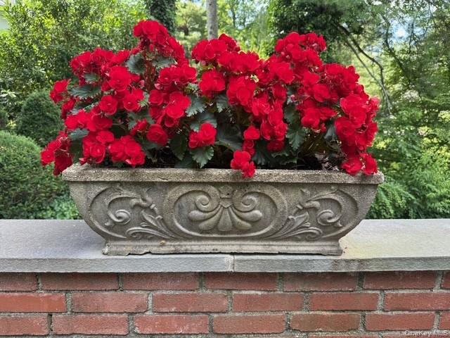 #8 photo, 16 Mary Lane, Roslyn Harbor , NY 11548