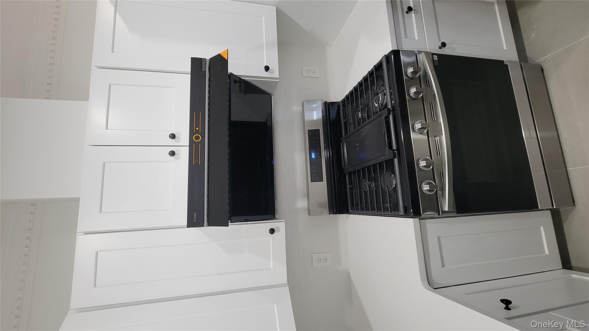 #5 photo, 60-24 Wetherole Street, 皇后区 Elmhurst , NY 11373