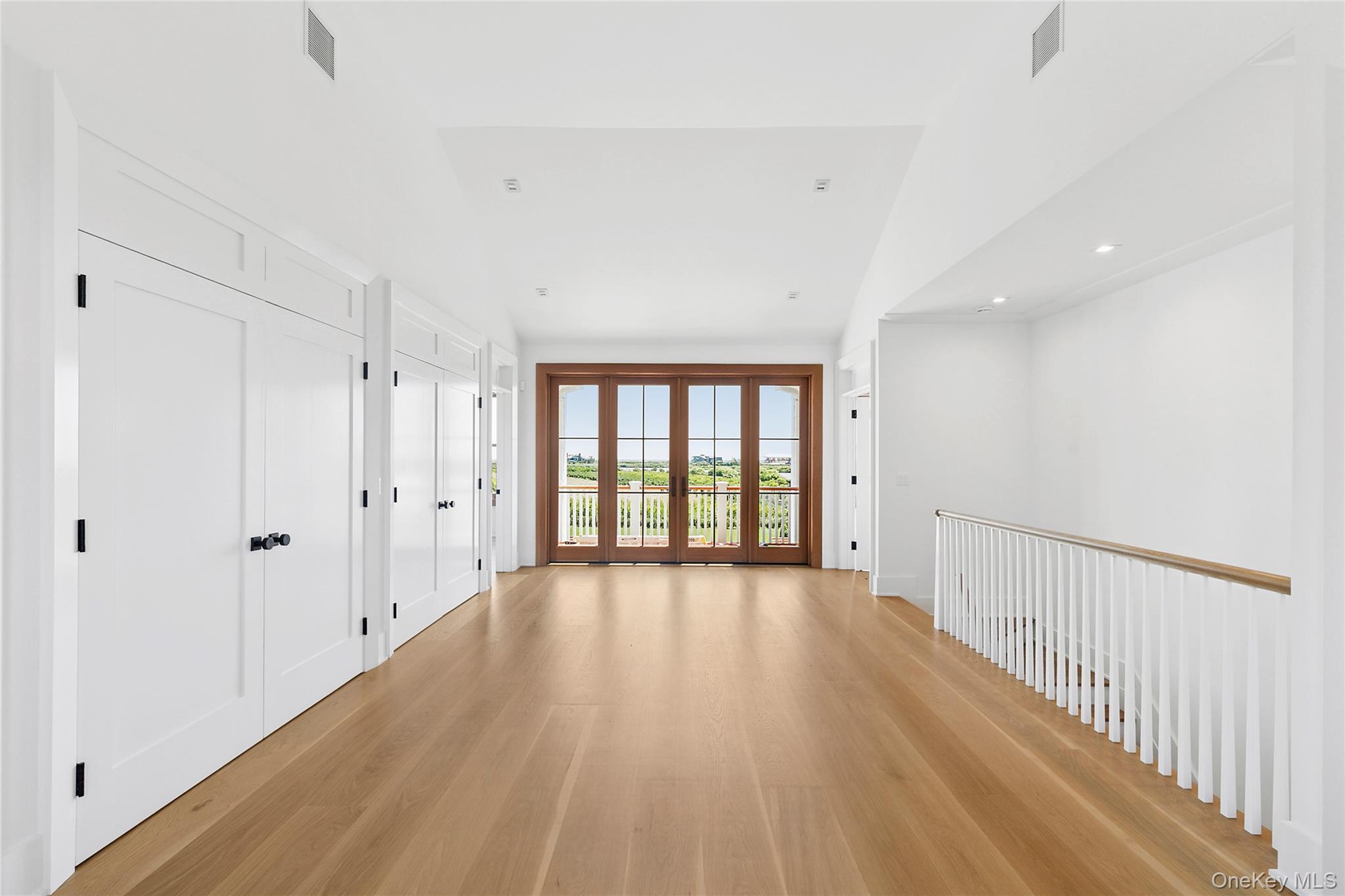 #18 photo, 522 Wickapogue Road, Саффолк ‖ Southampton , NY 11968