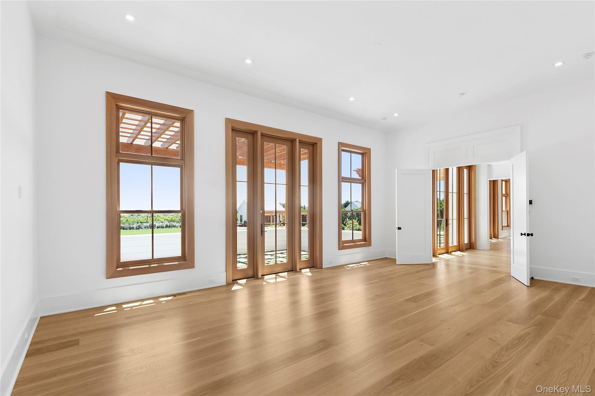 #9 photo, 522 Wickapogue Road, Саффолк ‖ Southampton , NY 11968