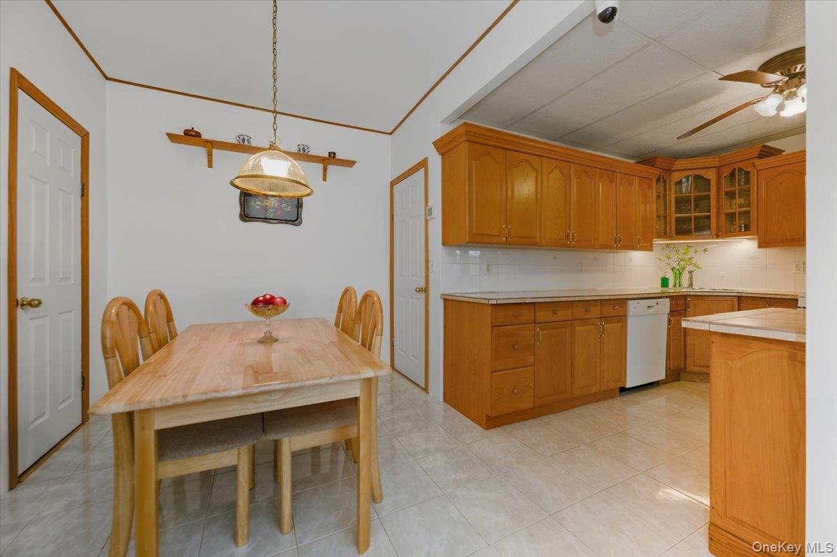 #7 photo, 136 Lido Boulevard, Нассау ‖ Lido Beach , NY 11561