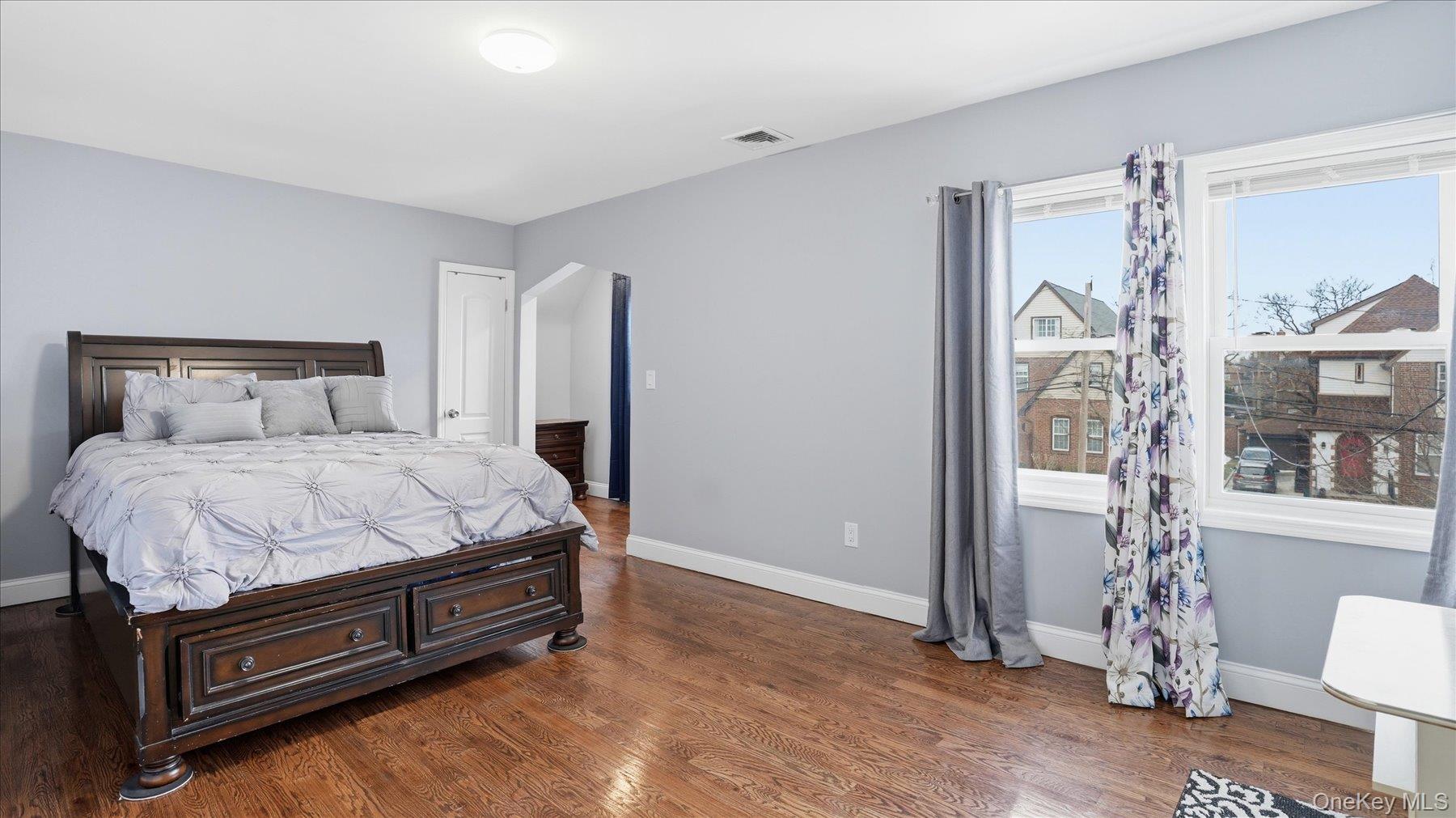 #12 photo, 56 Northumberland, Lynbrook , NY 11563