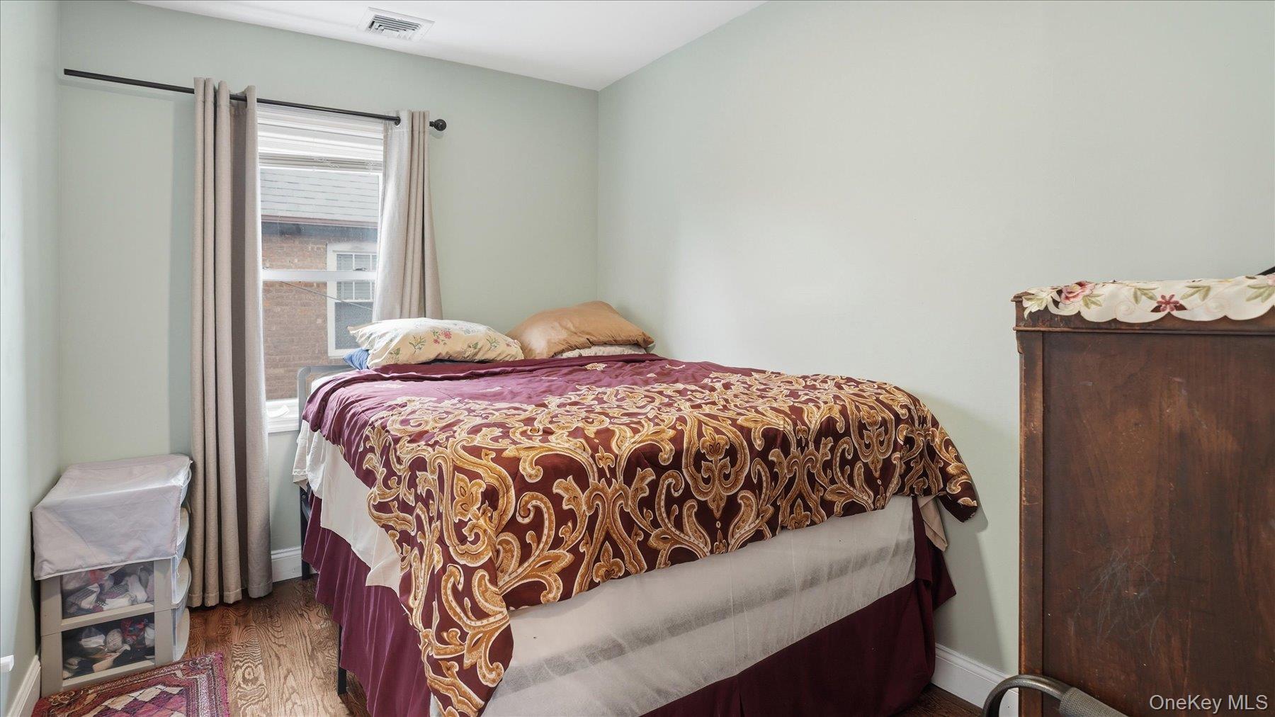 #16 photo, 56 Northumberland, Lynbrook , NY 11563