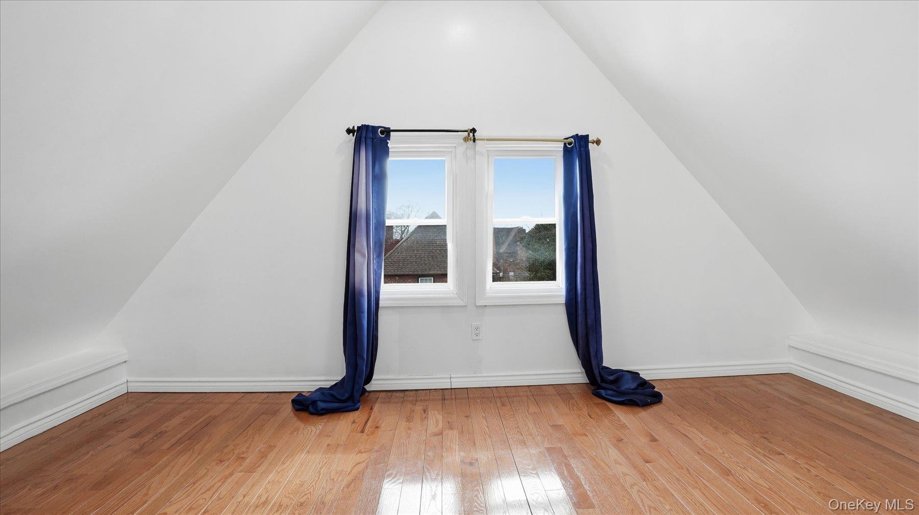 #18 photo, 56 Northumberland, Lynbrook , NY 11563