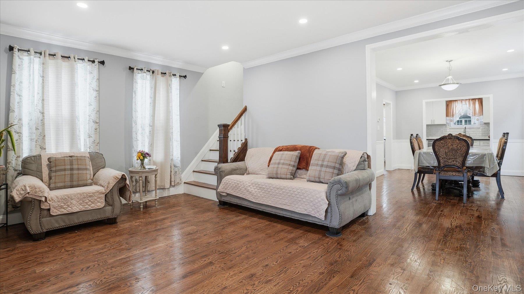 #6 photo, 56 Northumberland, Lynbrook , NY 11563