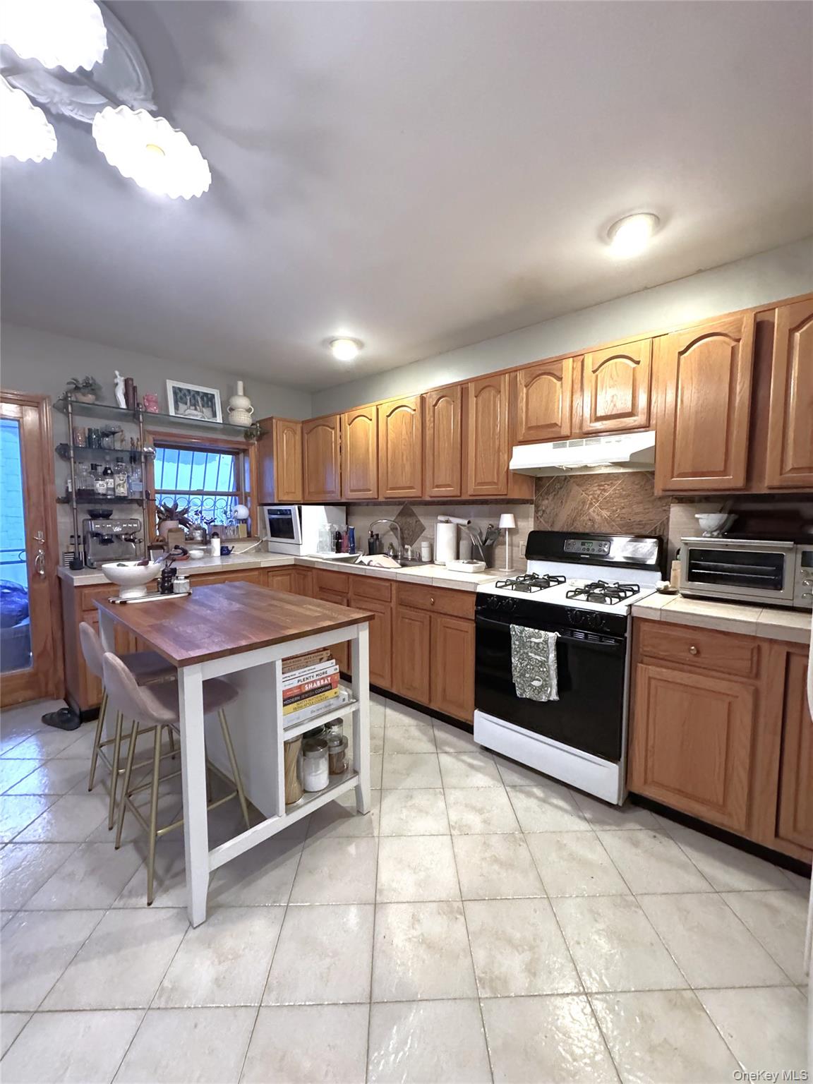 #2 photo, 396 Graham Avenue, 布鲁克林 Brooklyn , NY 11211