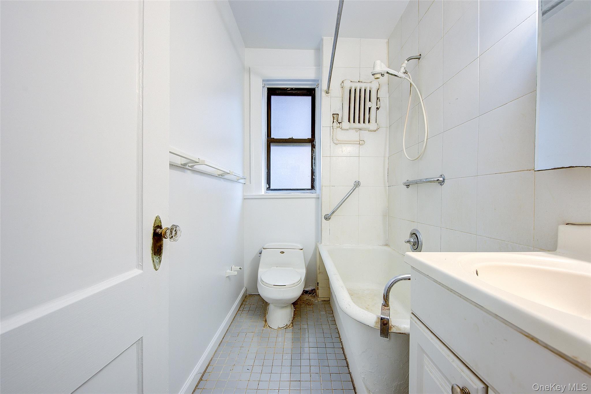 #12 photo, 35-35 82nd Street, Jackson Heights , NY 11372