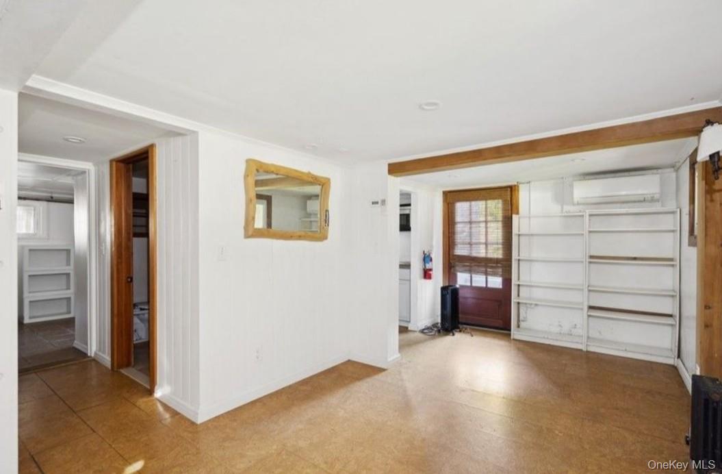 #10 photo, 127 Inlet Road, Hampton Bays , NY 11946