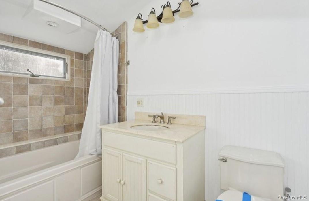 #14 photo, 127 Inlet Road, Hampton Bays , NY 11946