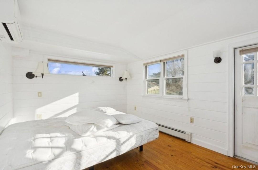 #15 photo, 127 Inlet Road, Hampton Bays , NY 11946