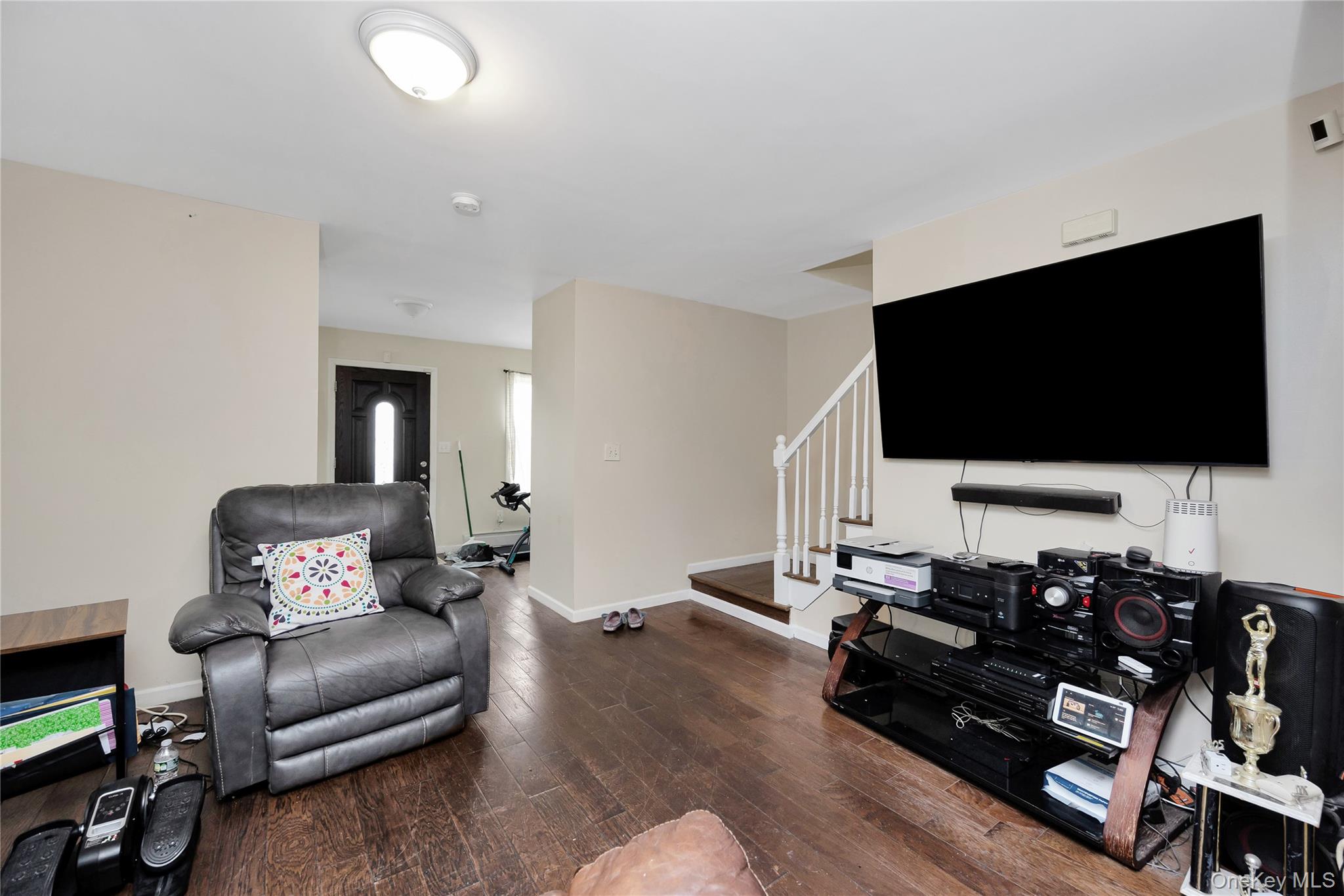 #5 photo, 59 Oak Street, सफ़ोक काउंटी Amityville , NY 11701