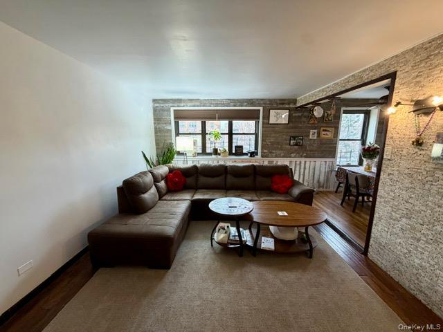 #16 photo, 8610 151st Avenue, קווינס Howard Beach , NY 11414