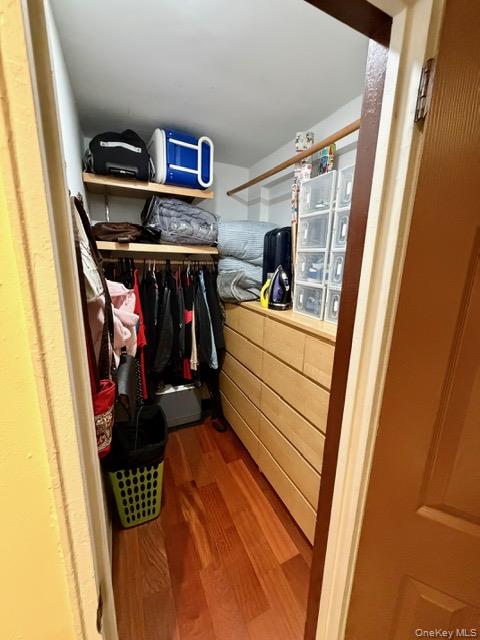 #17 photo, 8610 151st Avenue, קווינס Howard Beach , NY 11414