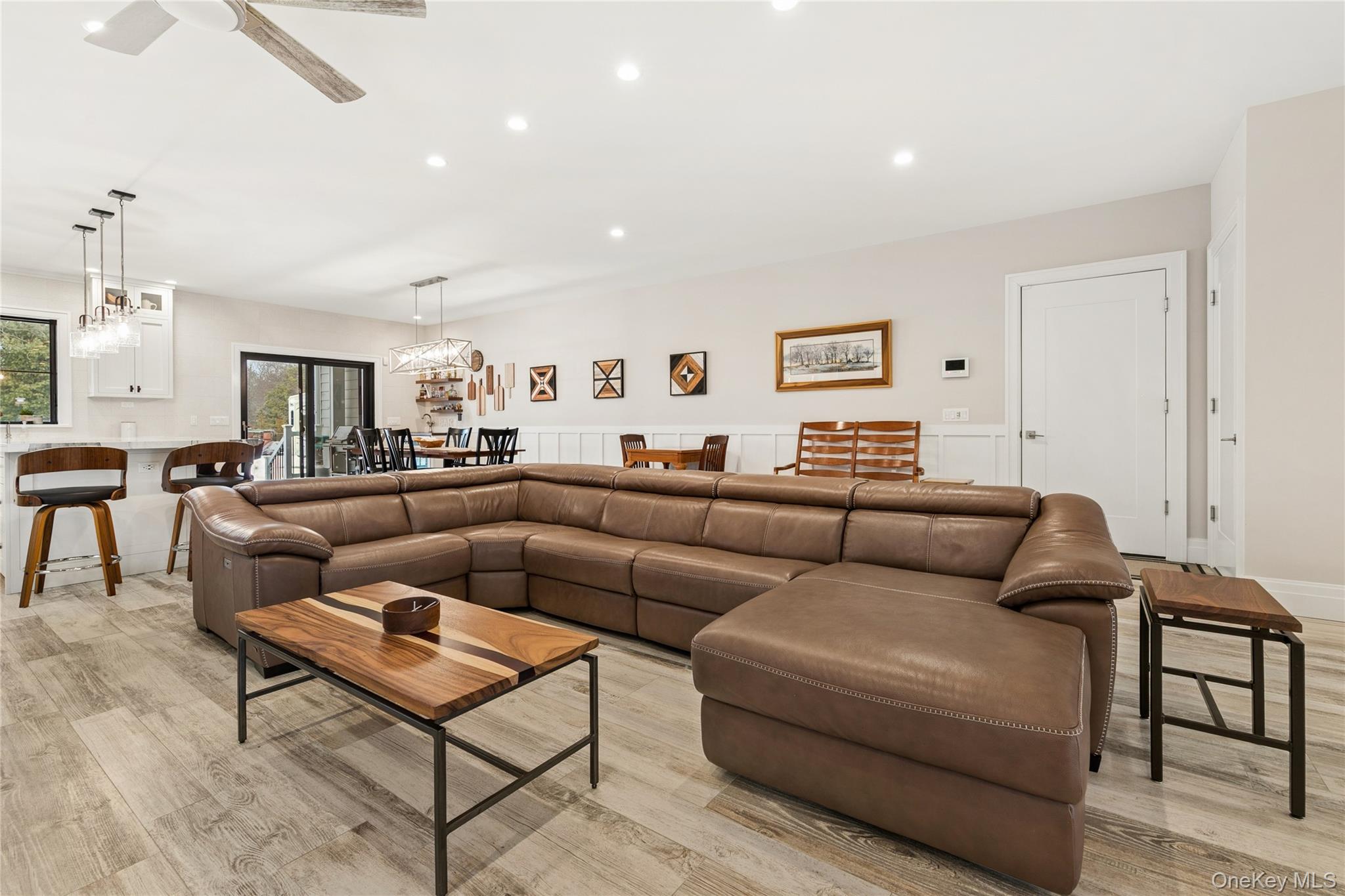 #4 photo, 55 S Phillips Avenue, Speonk , NY 11972