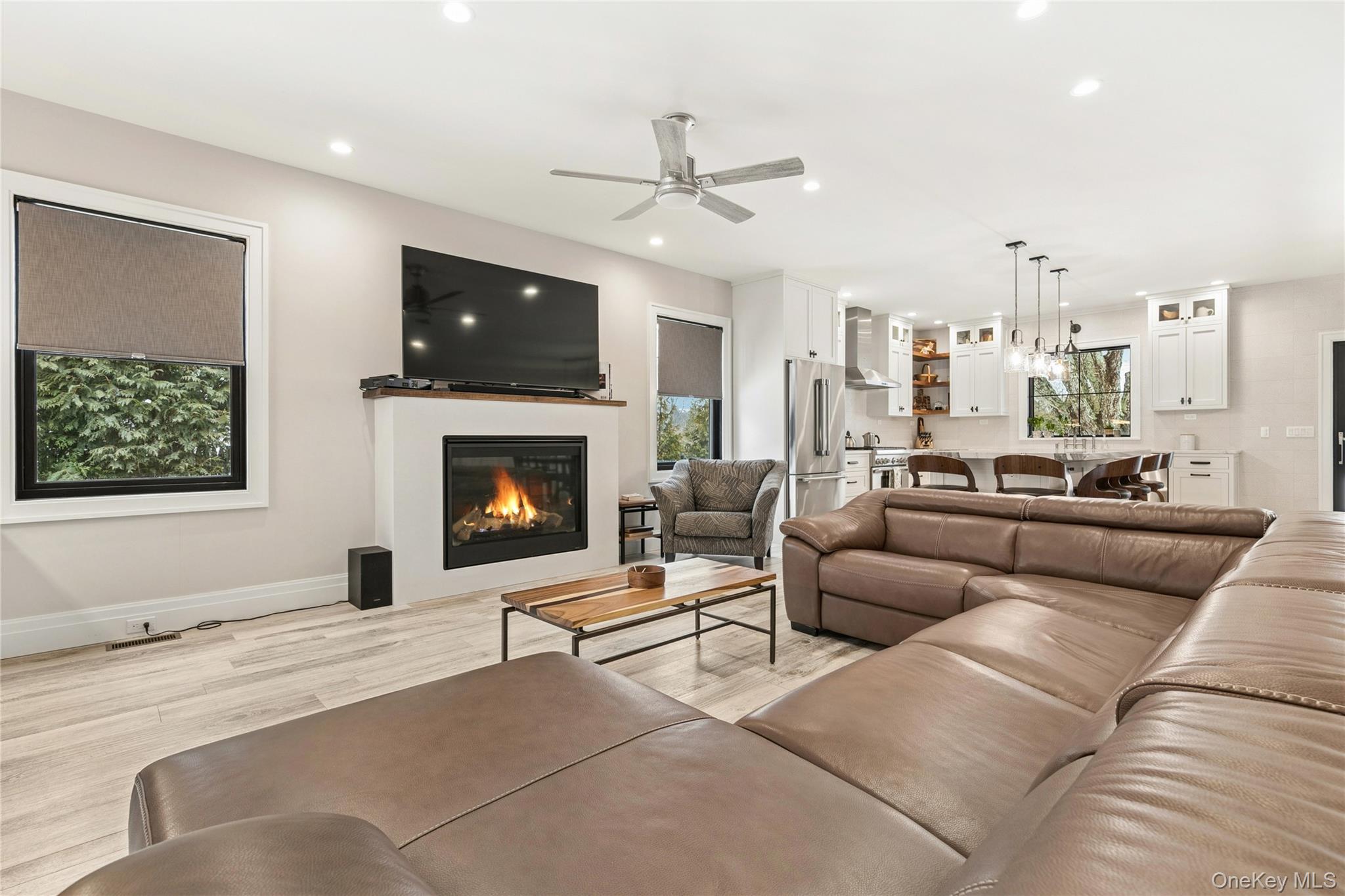 #5 photo, 55 S Phillips Avenue, Speonk , NY 11972