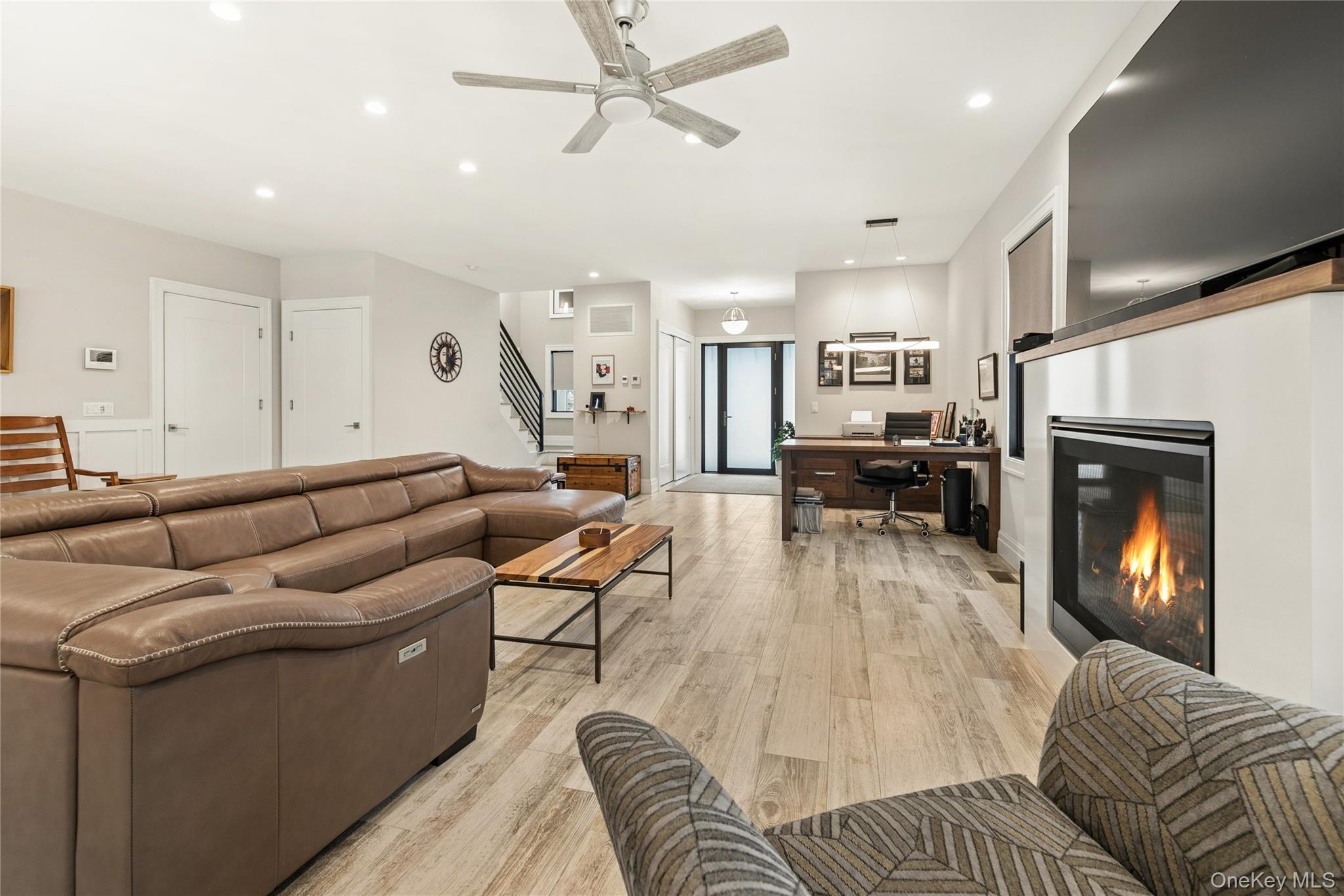 #6 photo, 55 S Phillips Avenue, Speonk , NY 11972