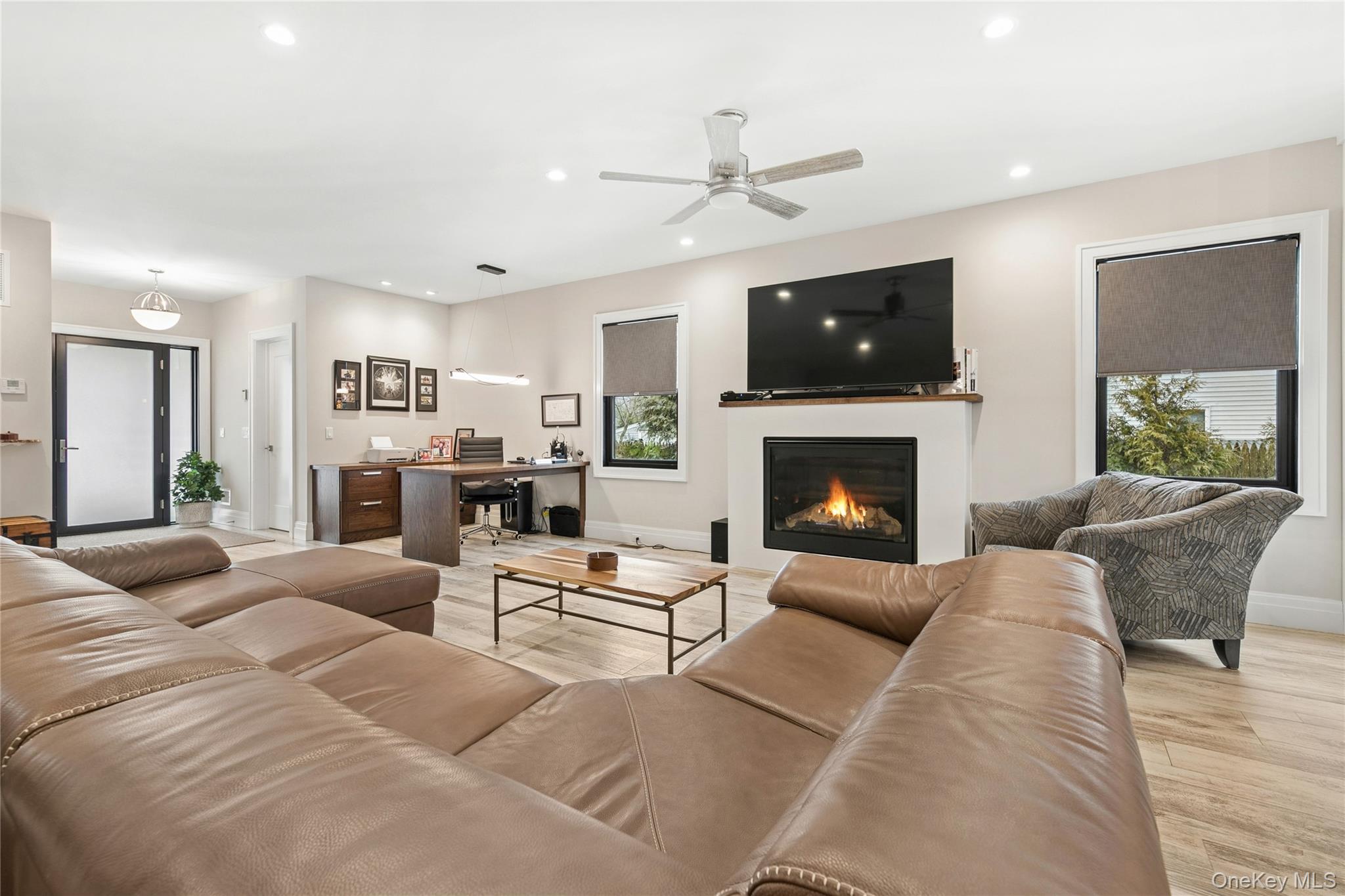 #7 photo, 55 S Phillips Avenue, Speonk , NY 11972