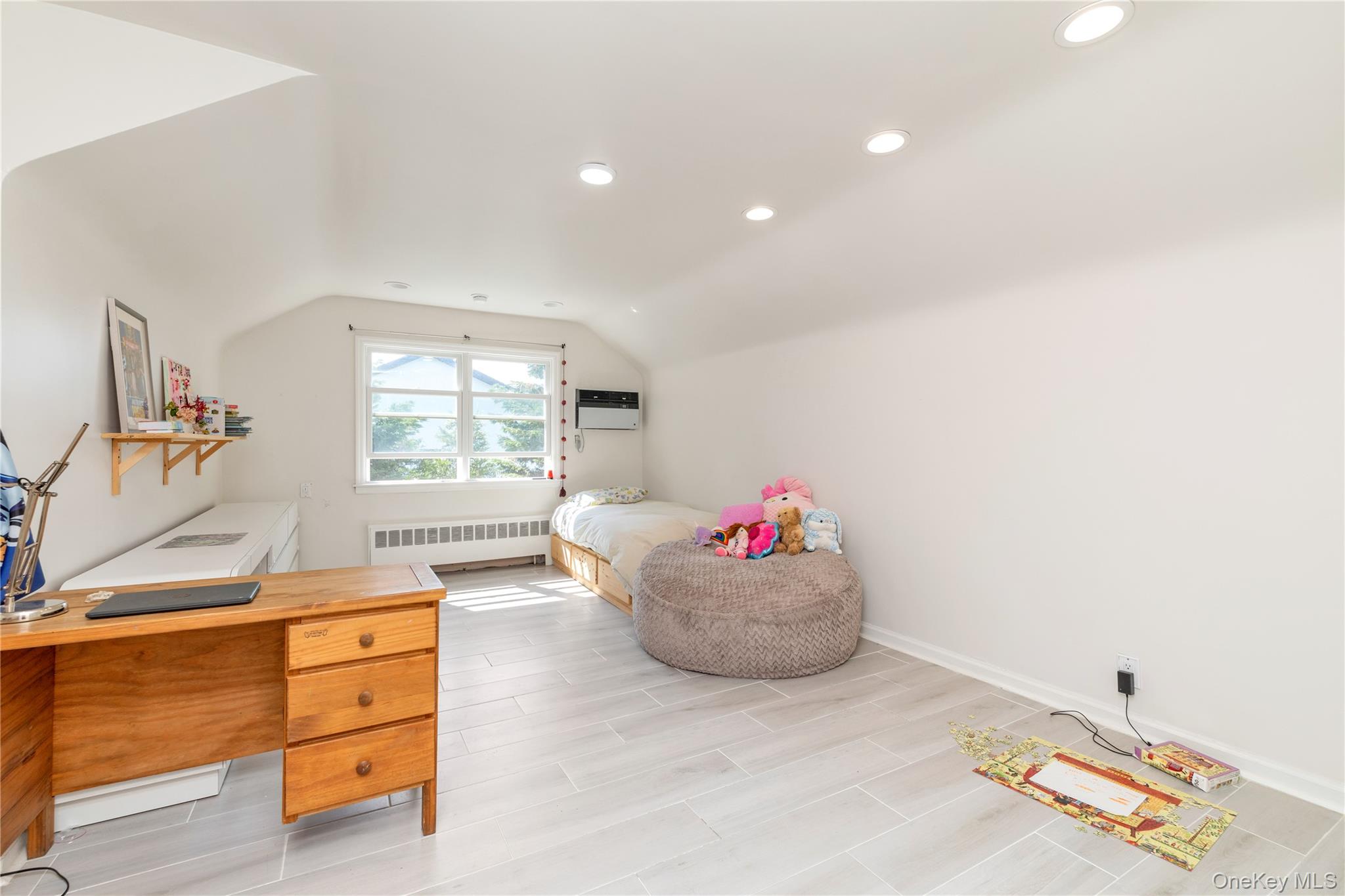 #13 photo, 1443 Park Street, מחוז נסאו Atlantic Beach , NY 11509