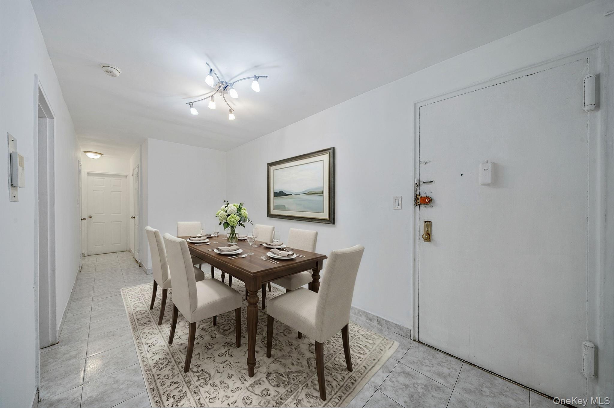 #3 photo, 94-31 60th, קווינס Elmhurst , NY 11373