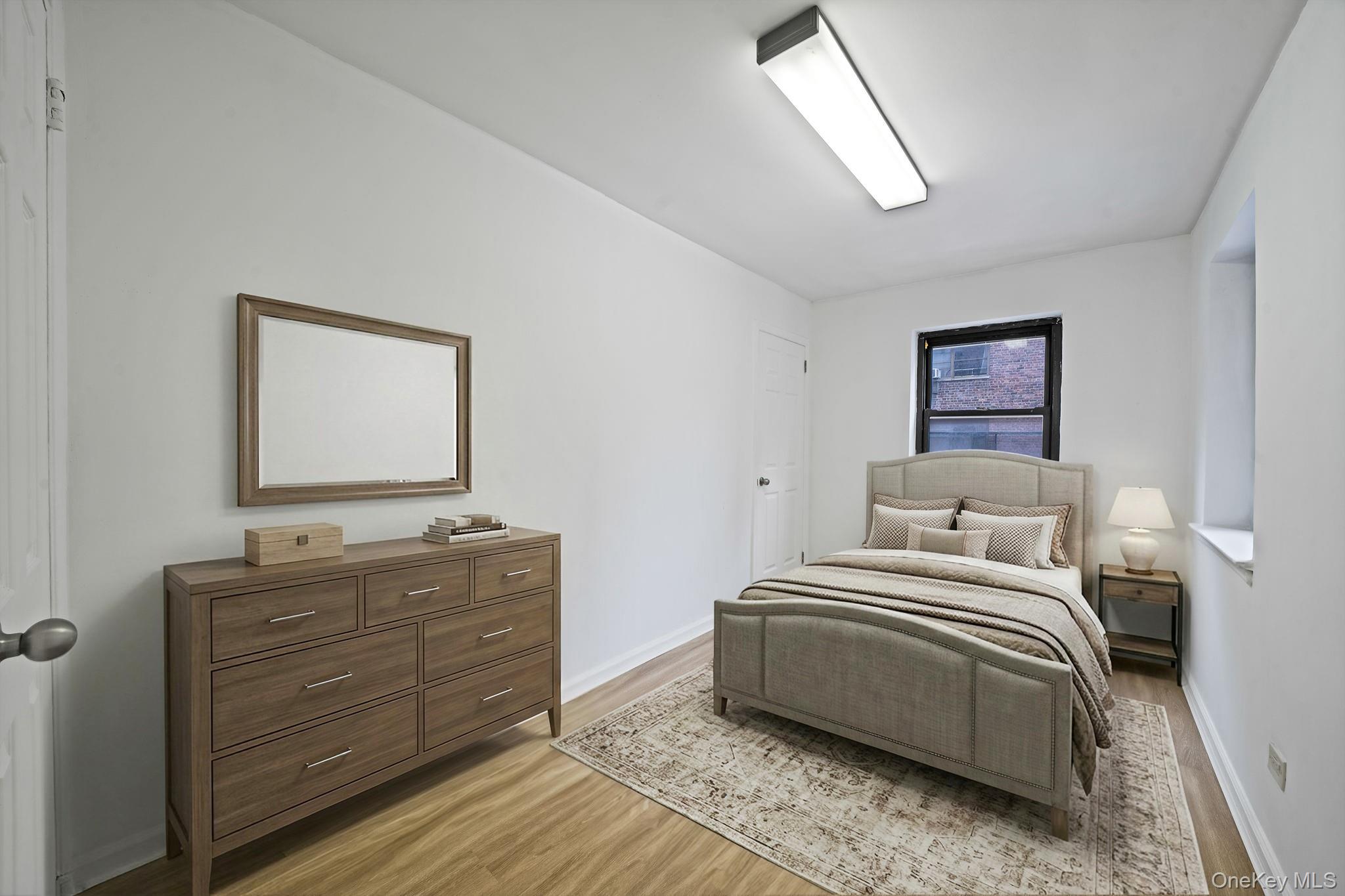 #6 photo, 94-31 60th, קווינס Elmhurst , NY 11373