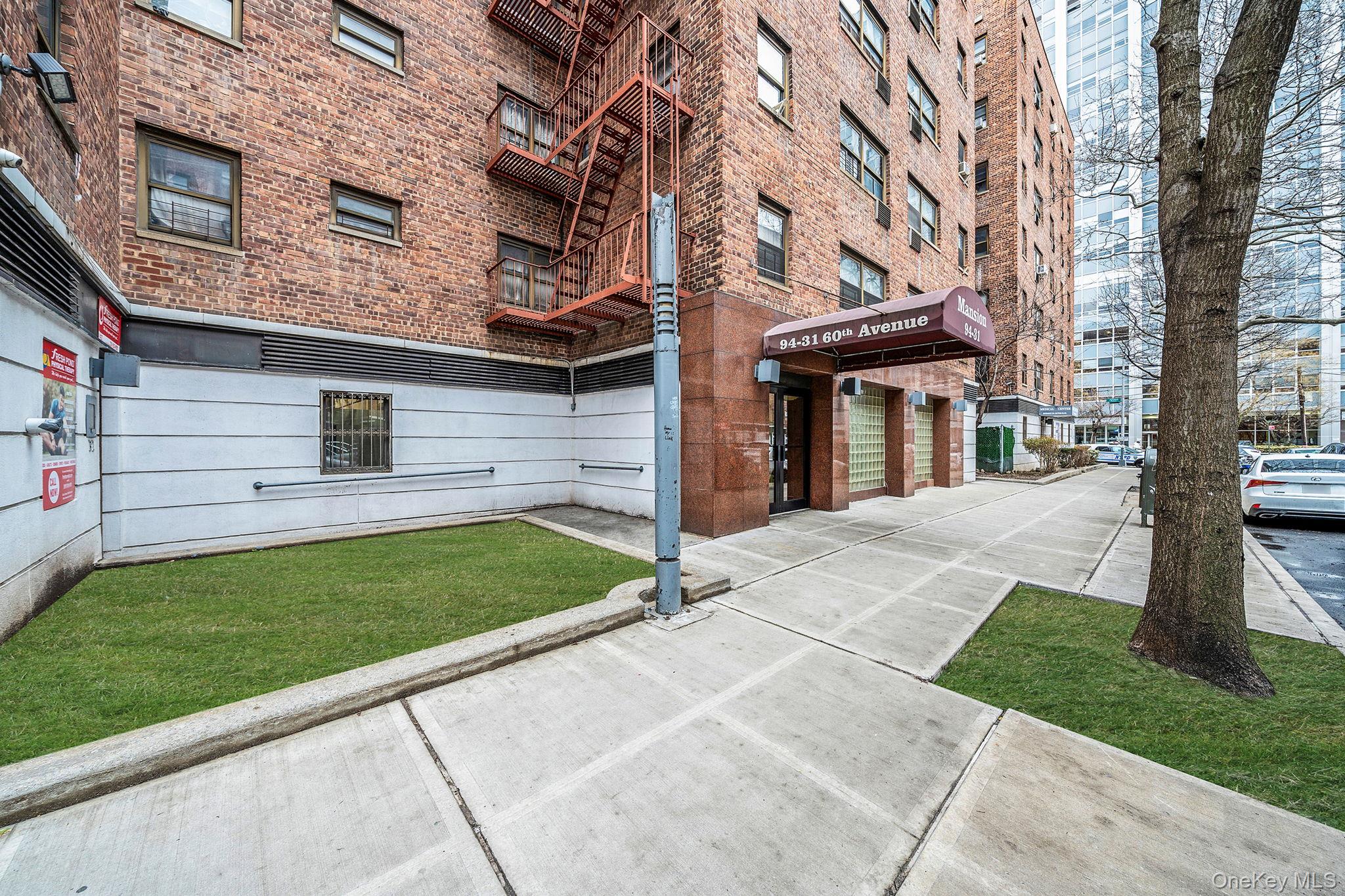 #8 photo, 94-31 60th, קווינס Elmhurst , NY 11373