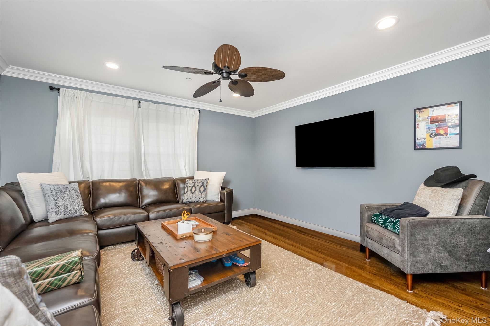 #16 photo, 714-716 W Beech, Long Beach , NY 11561