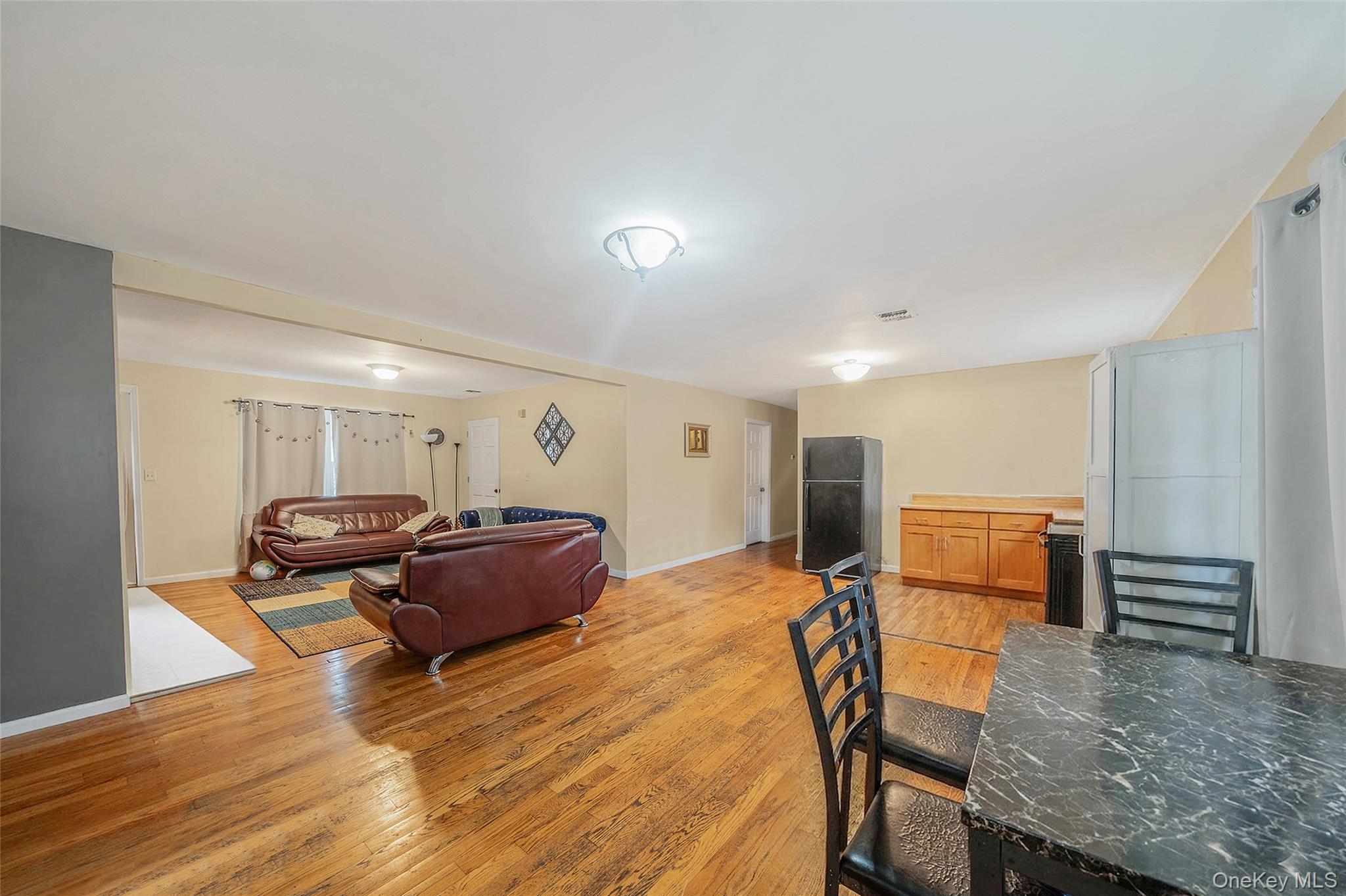 #15 photo, 6 Denmark Court, সাফোক কাউন্টি Huntington , NY 11743