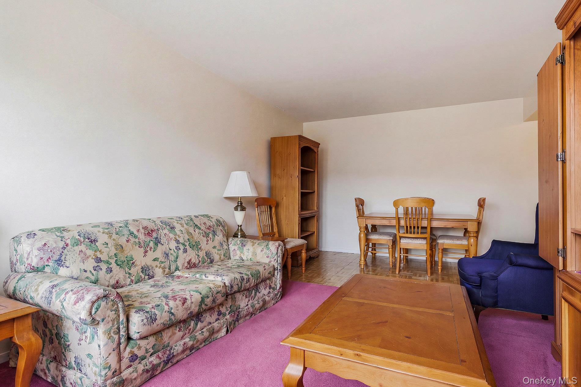 #9 photo, 144-55 Melbourne Avenue, Flushing , NY 11367