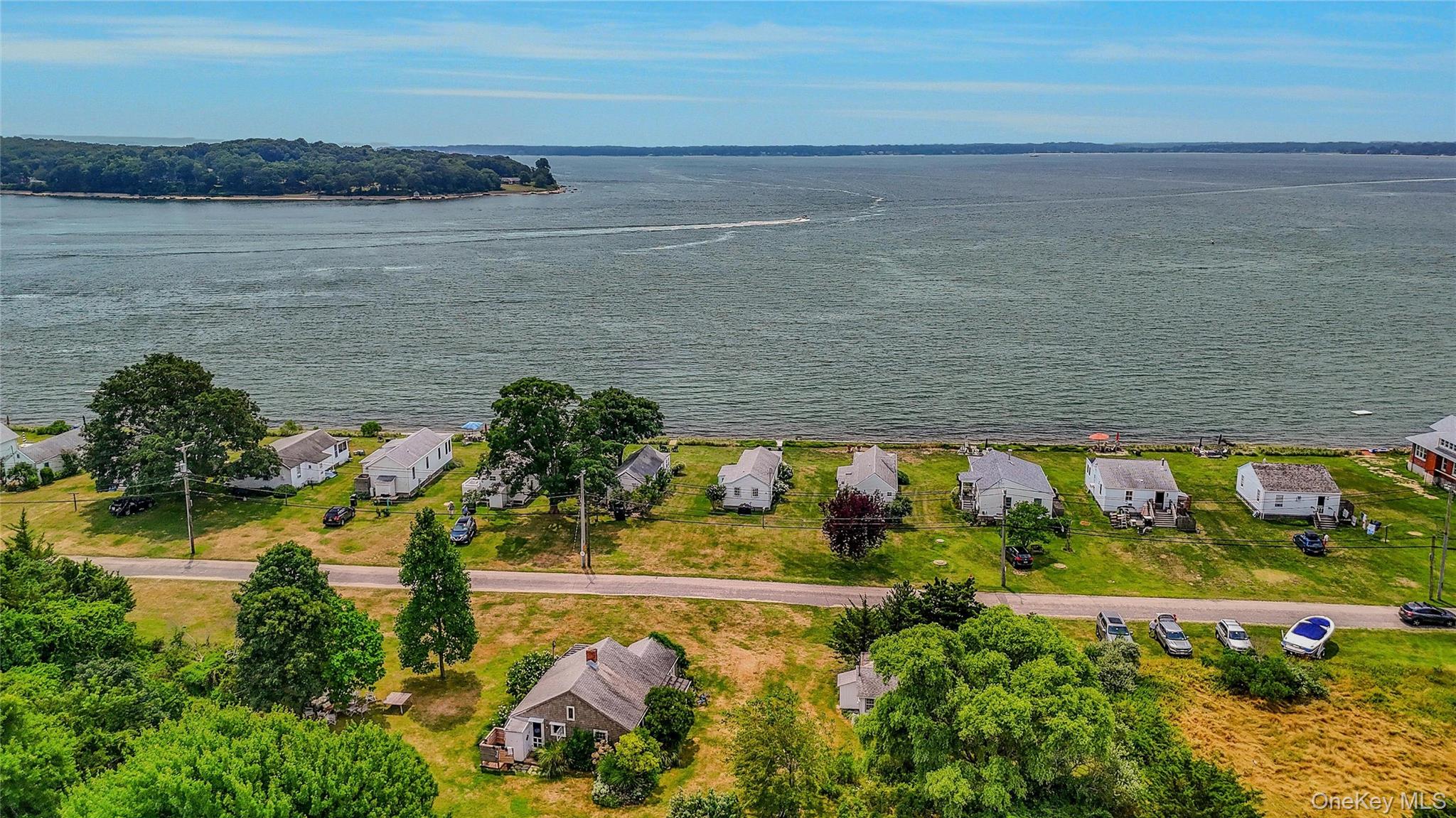 #17 photo, 31 Sage Boulevard, Greenport , NY 11944