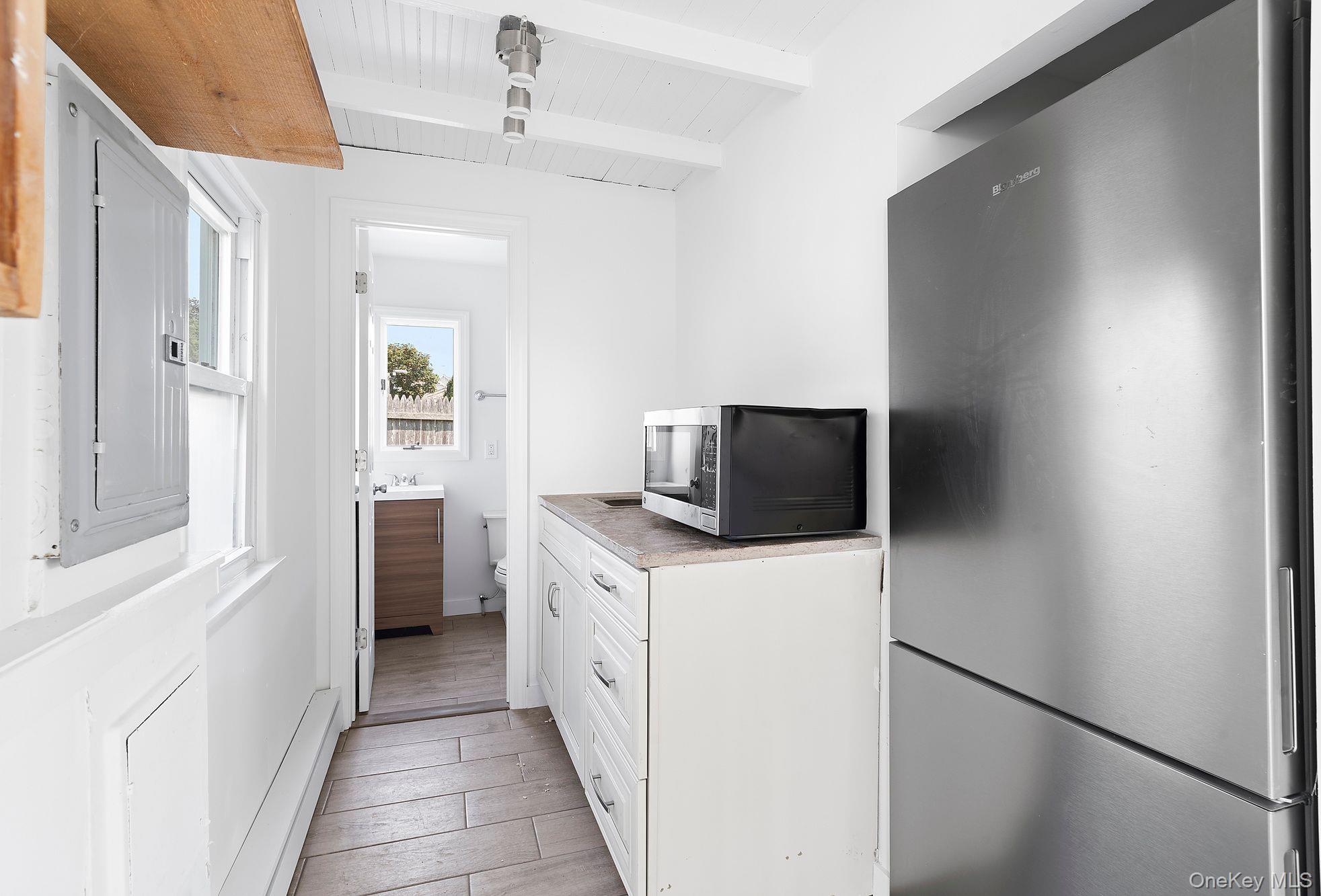 #20 photo, 35 Gardners Lane, Саффолк ‖ Hampton Bays , NY 11946