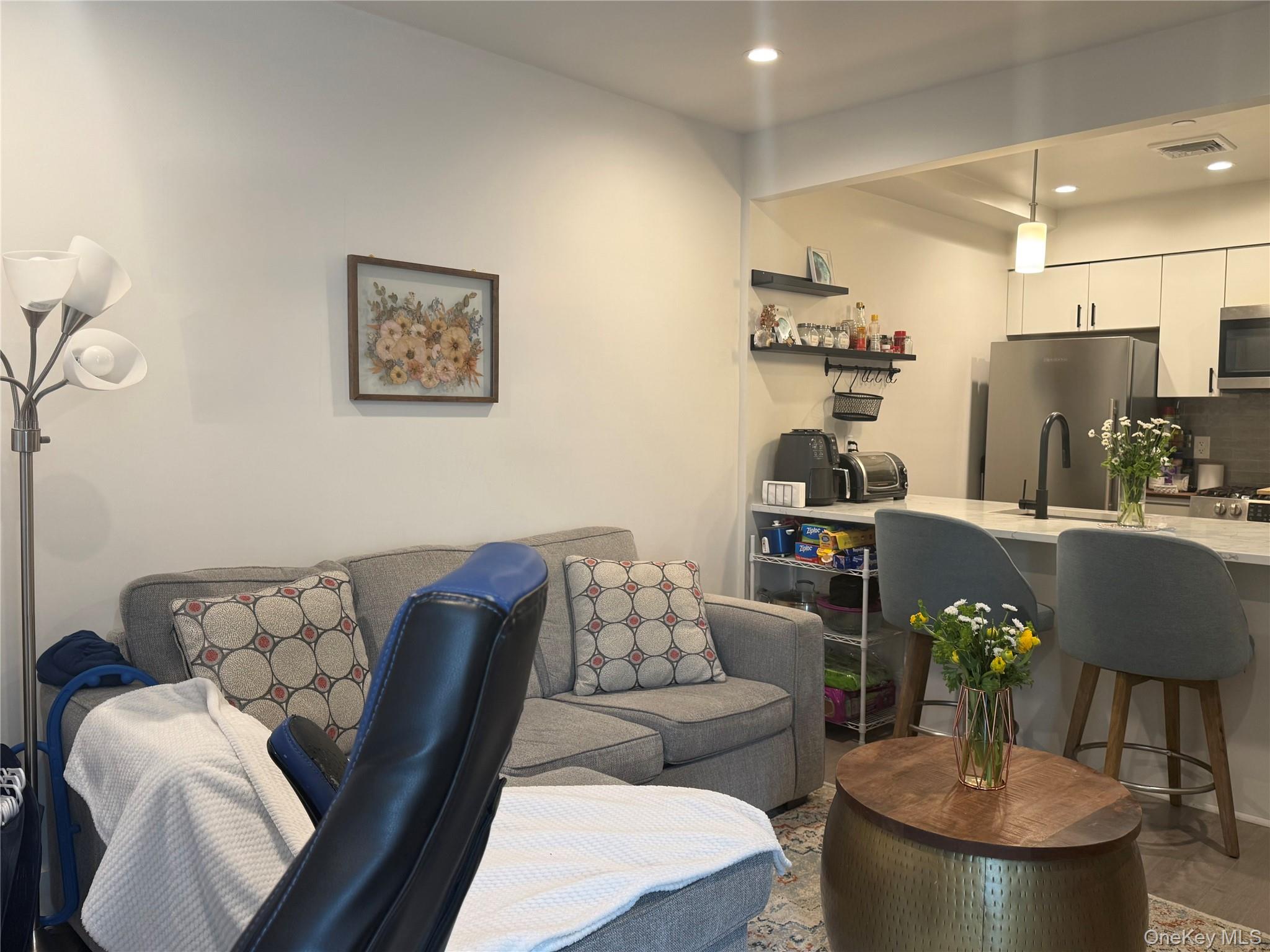 #6 photo, 3141 29th Street, Astoria , NY 11106