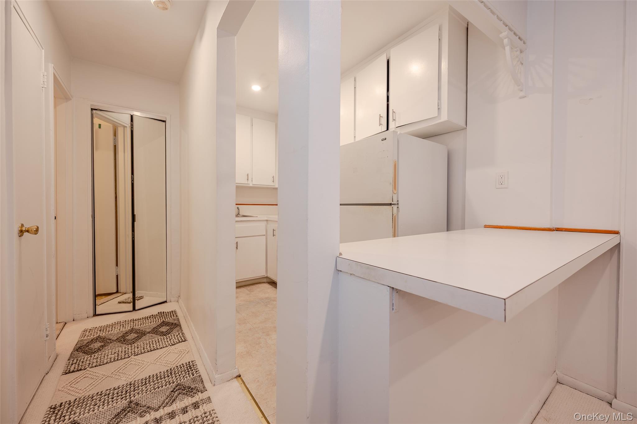 #11 photo, 410 E Broadway, Нассау ‖ Long Beach , NY 11561